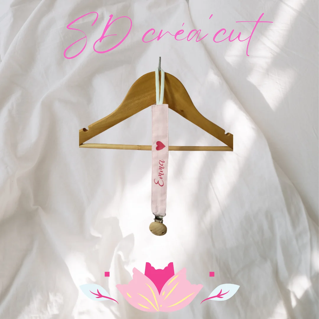 Attache Tétine en Tissu Rose