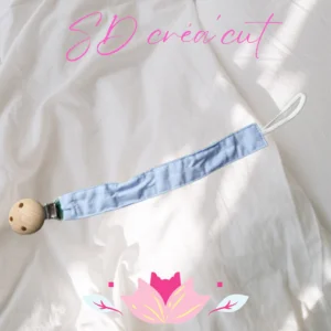 Attache Tétine en Tissu Bleu Clair
